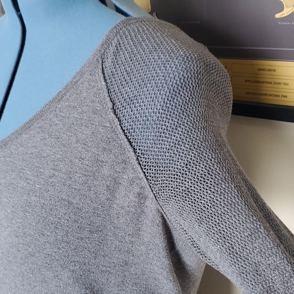 Rock &Republic sweater - Picture 2 of 4